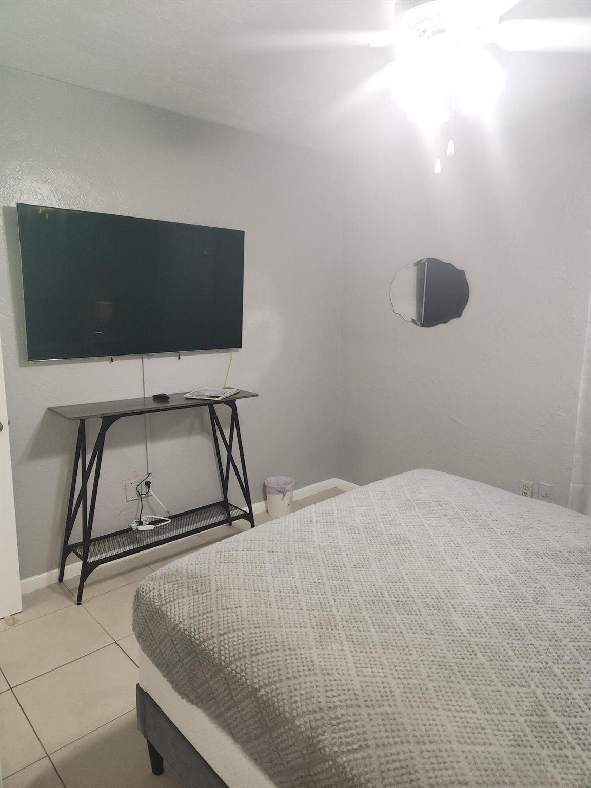 BUNKER HILL ADD 2 TO WPB - Residential Lease