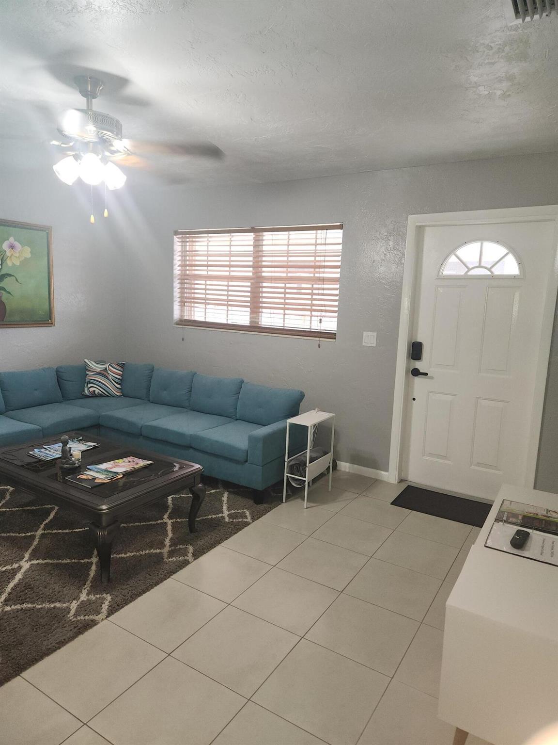 BUNKER HILL ADD 2 TO WPB - Residential Lease