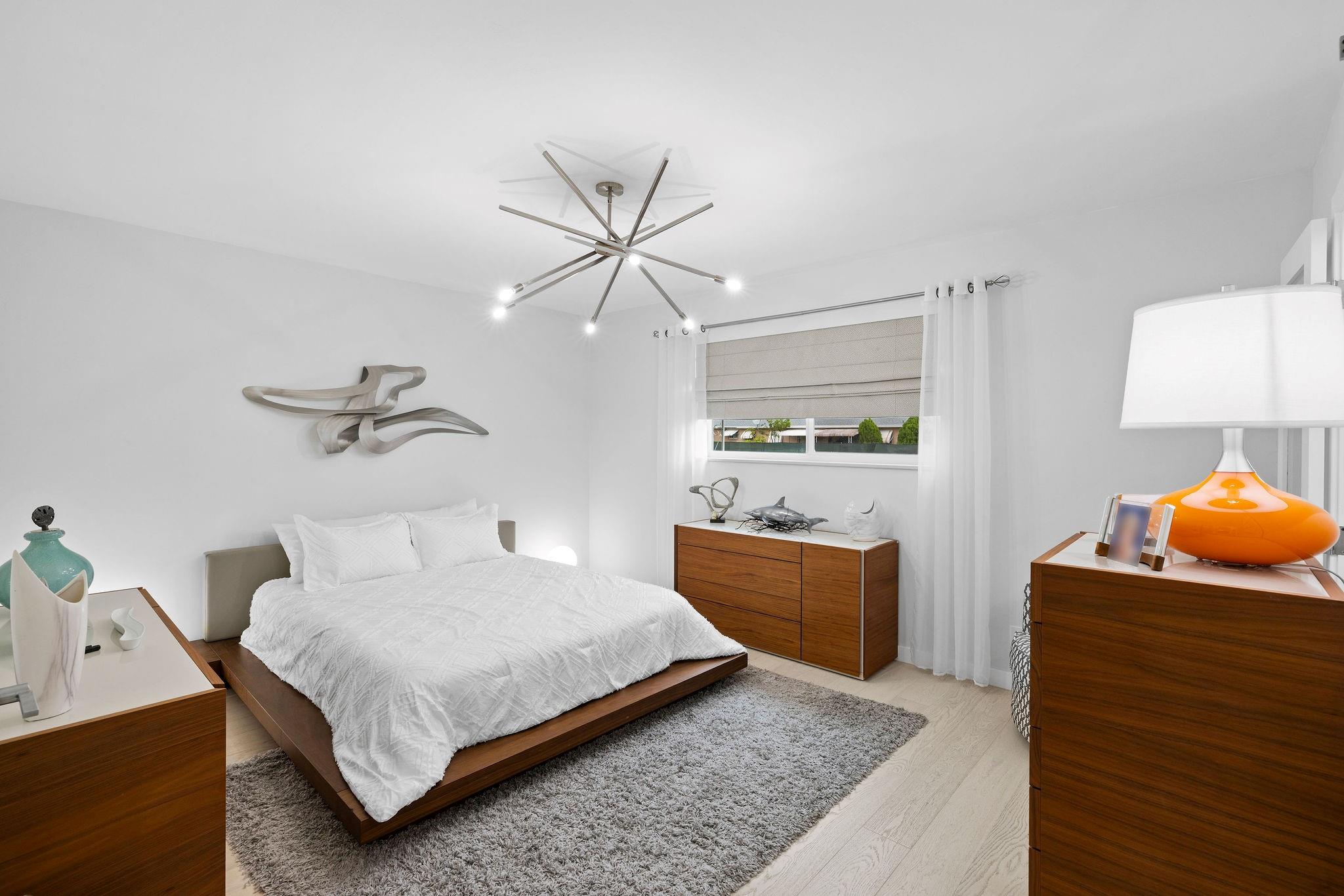 Coronet Bay Condominium - Residential