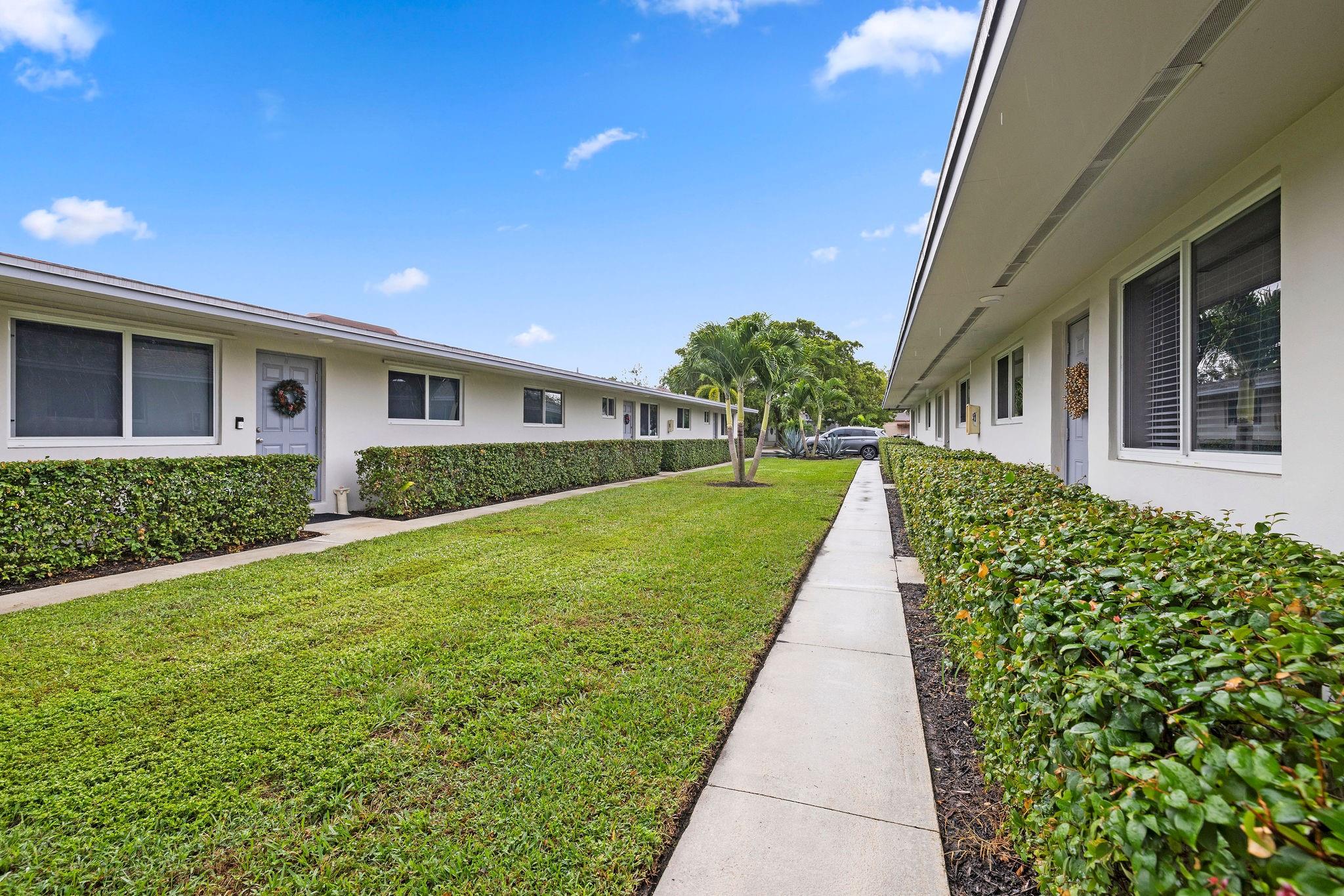 Coronet Bay Condominium - Residential