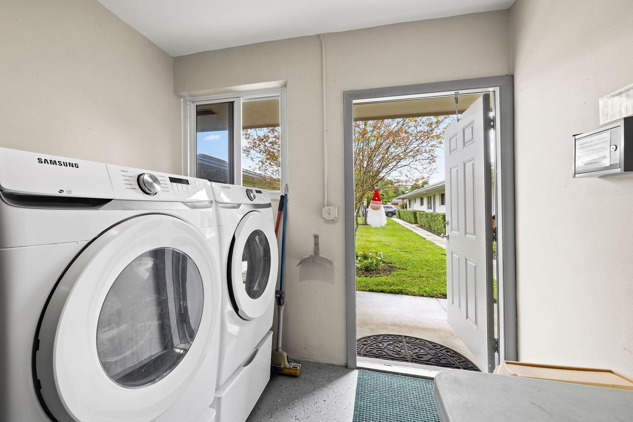 Coronet Bay Condominium - Residential