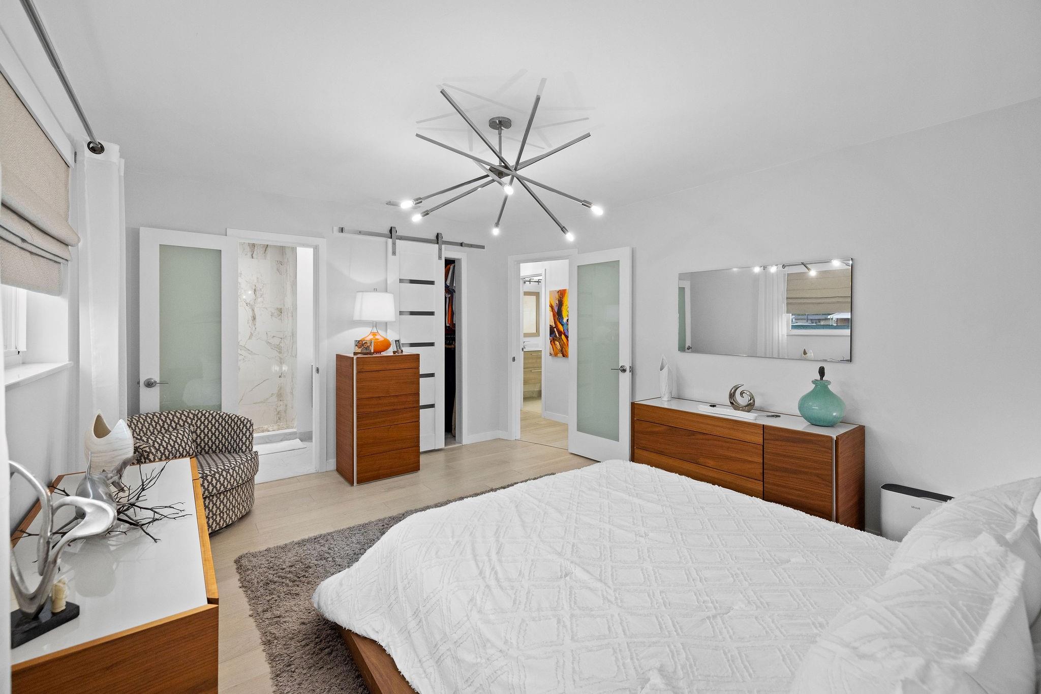 Coronet Bay Condominium - Residential