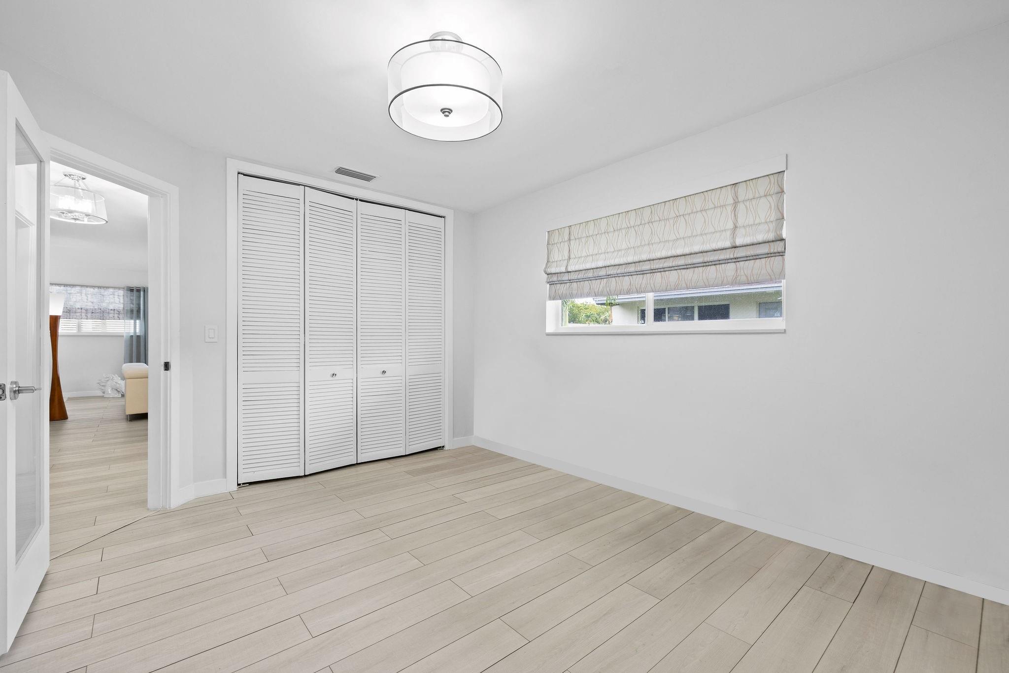 Coronet Bay Condominium - Residential