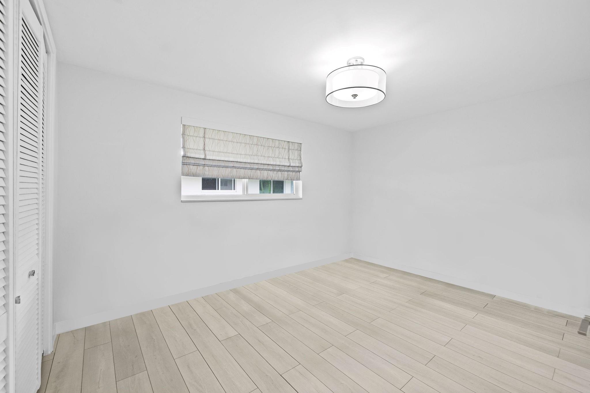 Coronet Bay Condominium - Residential