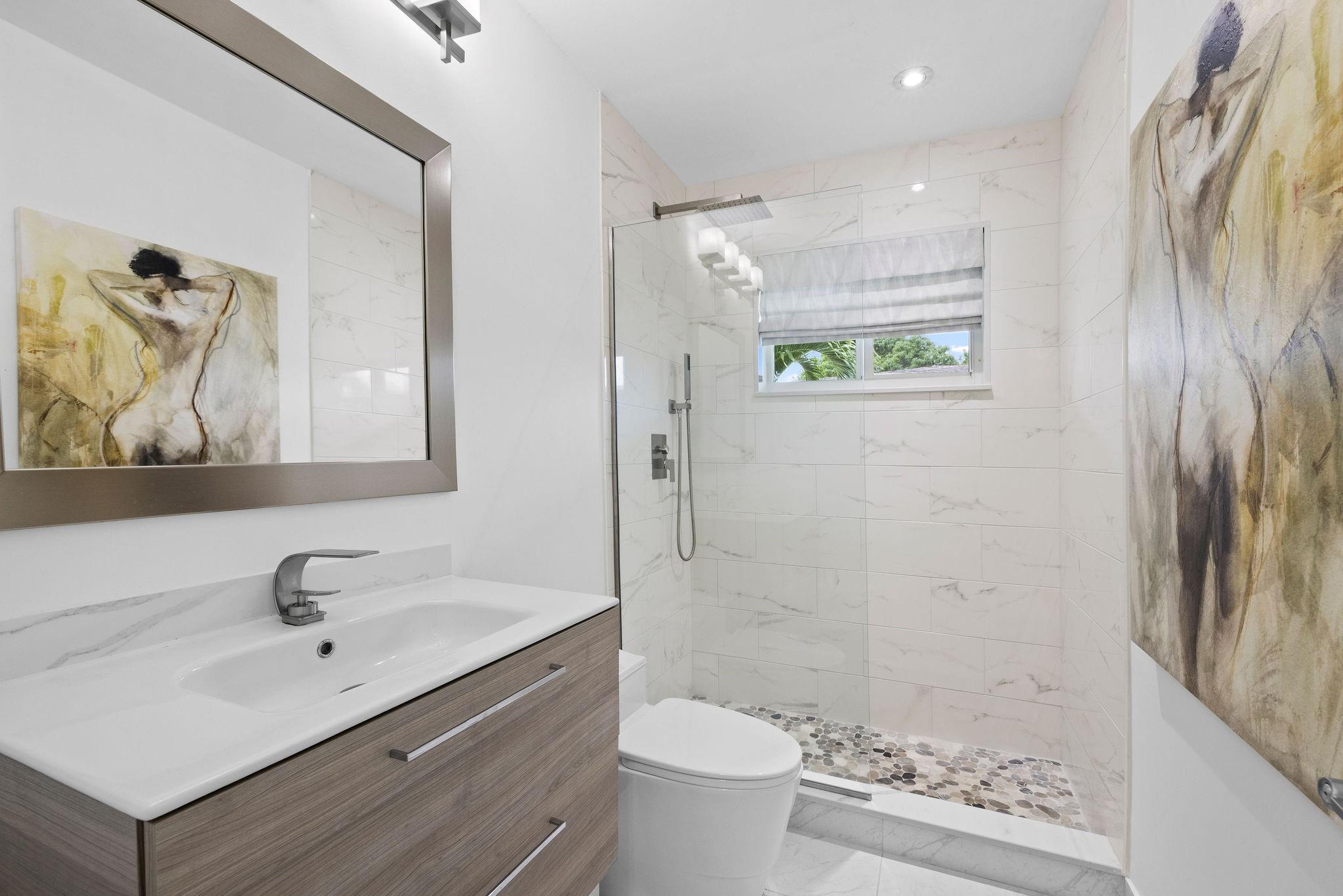 Coronet Bay Condominium - Residential