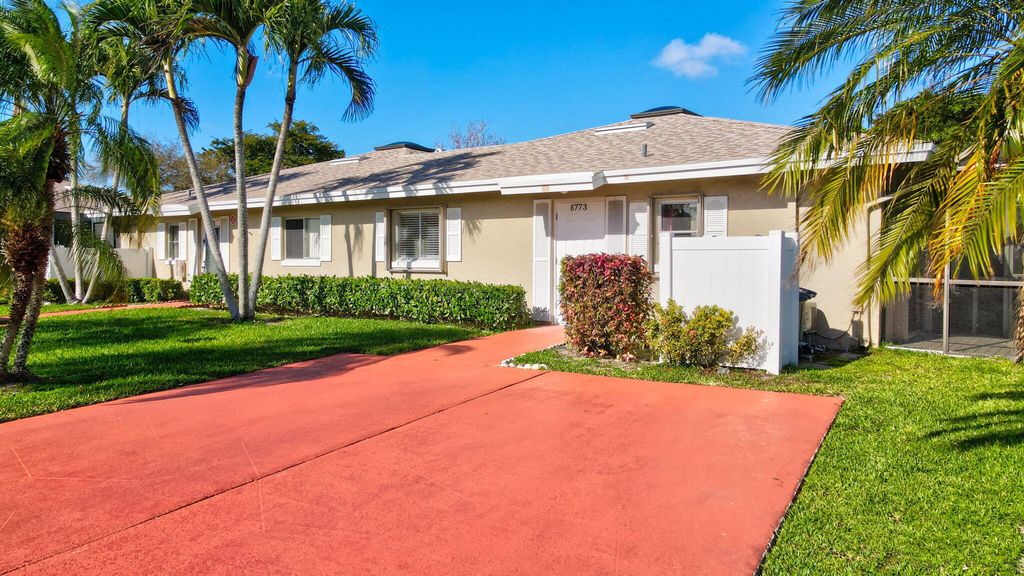 Photo of 8773 Windrow Way, Boca Raton, FL 33496 (MLS # B26000167)