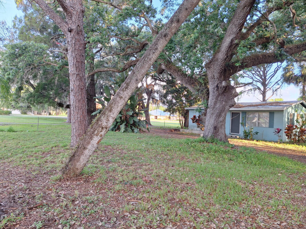 METES AND BOUNDS - Residential