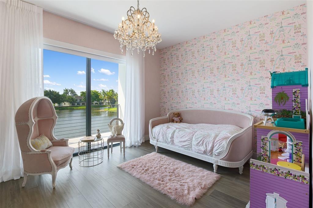 Weston Estates 181-168 B - Residential Lease