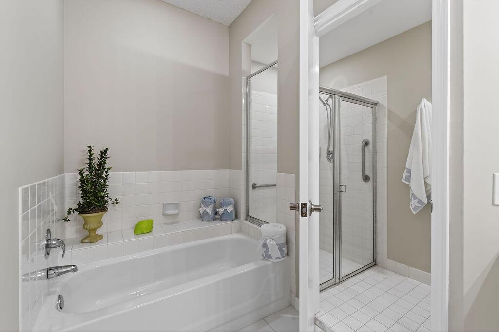 SEA COLONY PL 1 - Residential Lease