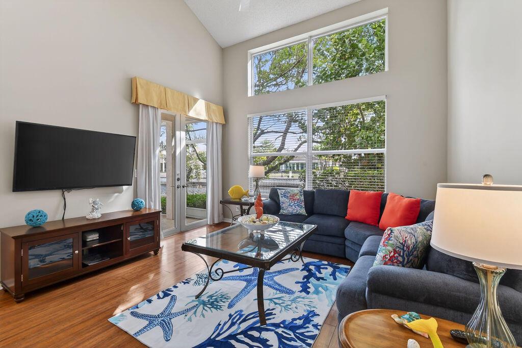 SEA COLONY PL 1 - Residential Lease