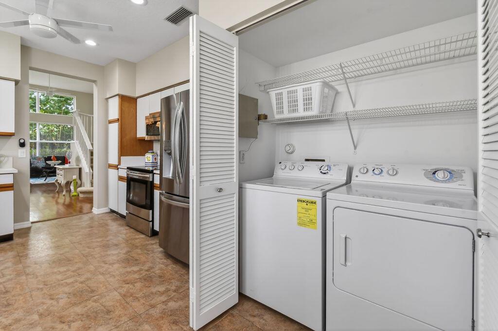 SEA COLONY PL 1 - Residential Lease