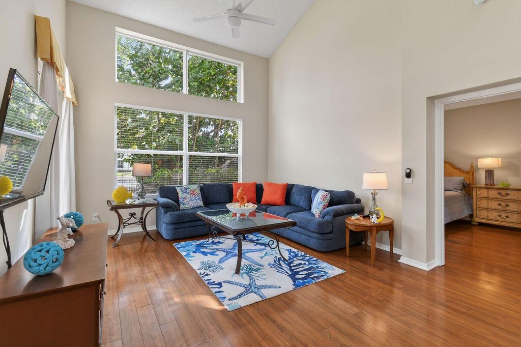 SEA COLONY PL 1 - Residential Lease