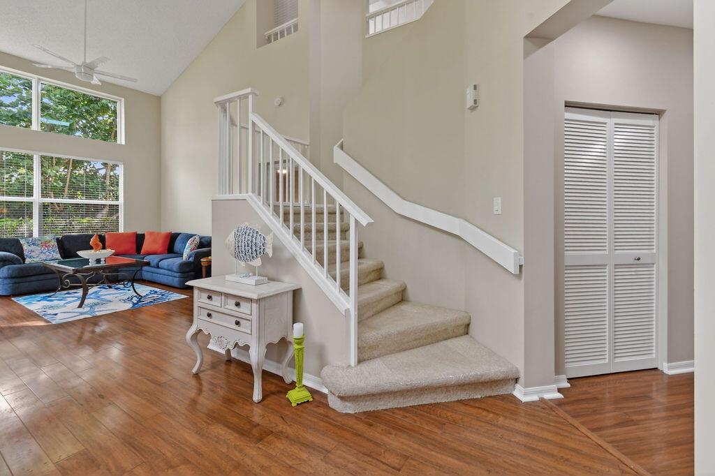 SEA COLONY PL 1 - Residential Lease