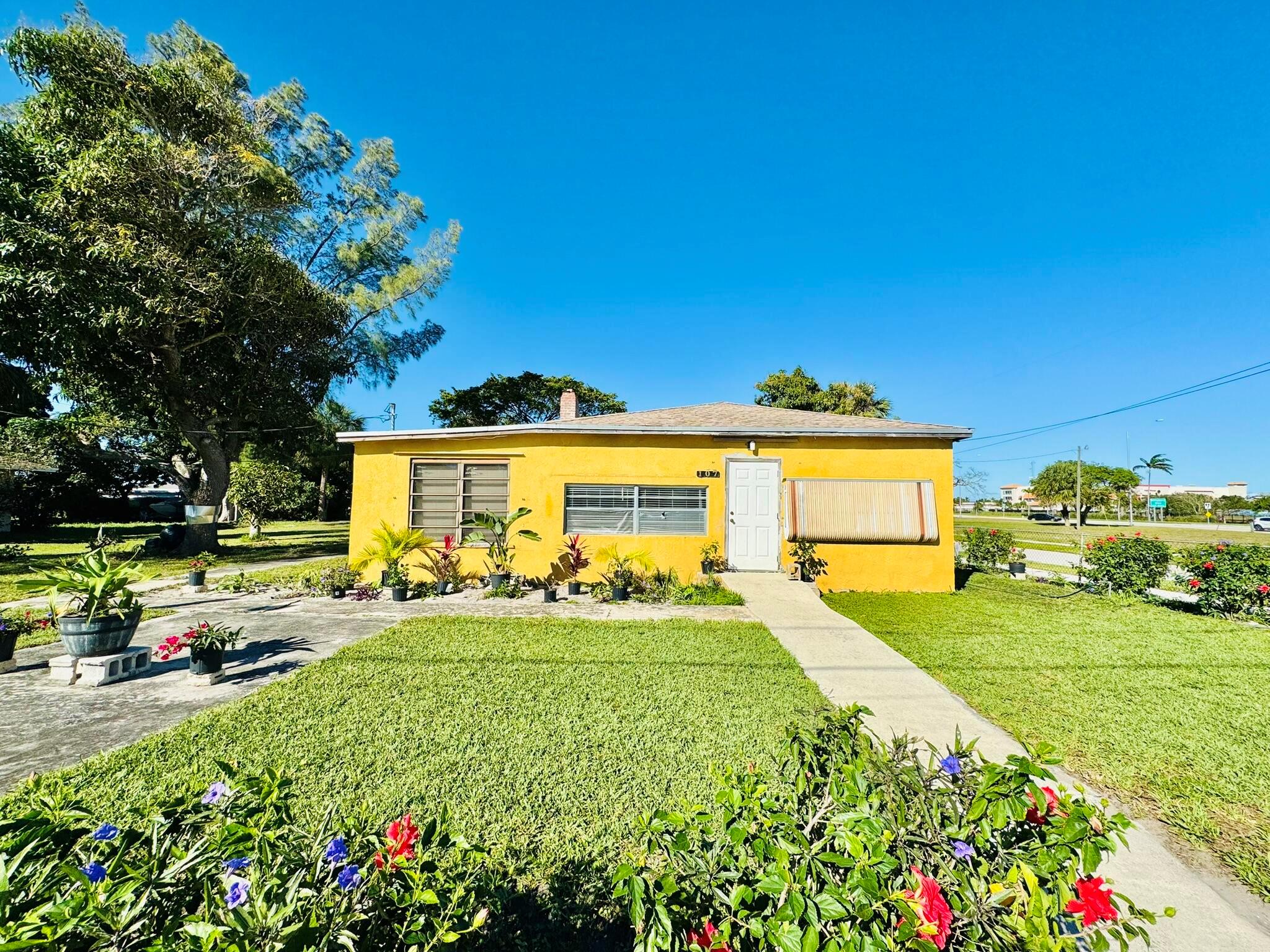 107 SW 2nd Court