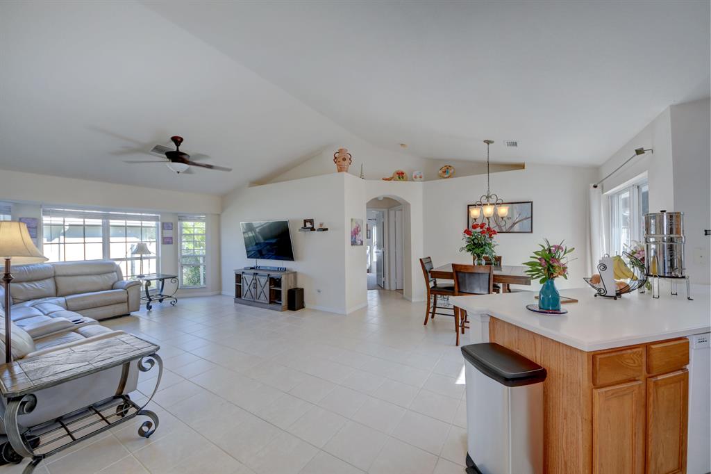 PORT ST LUCIE SECTION 13 - Residential