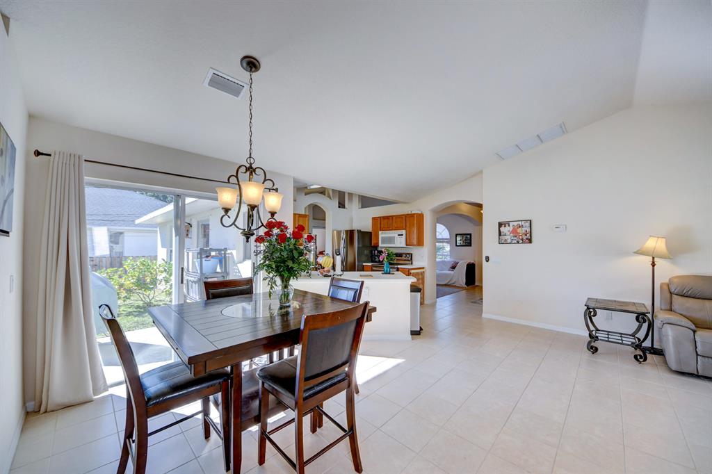 PORT ST LUCIE SECTION 13 - Residential