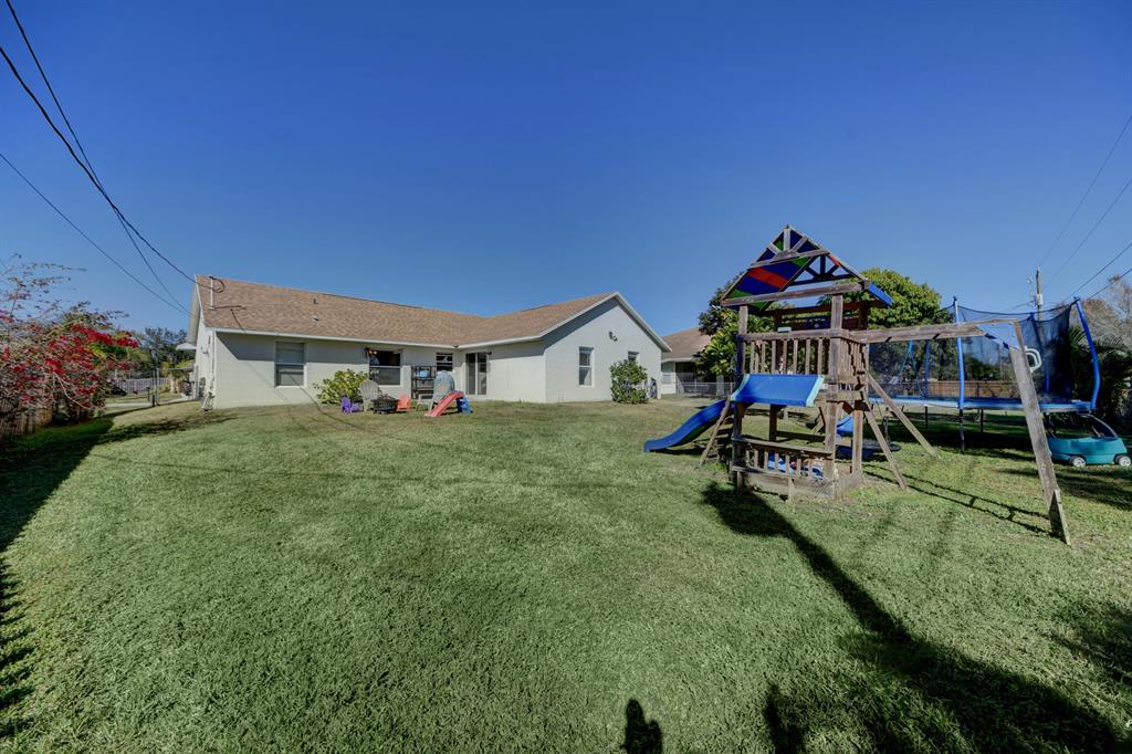 PORT ST LUCIE SECTION 13 - Residential