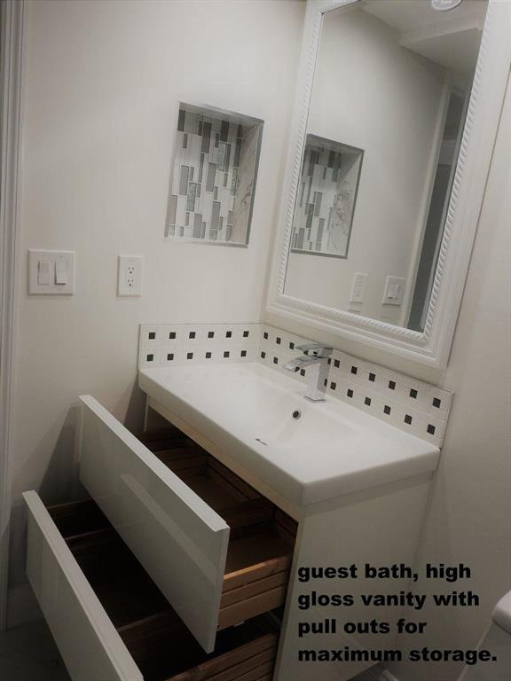 Eleuthera - Residential