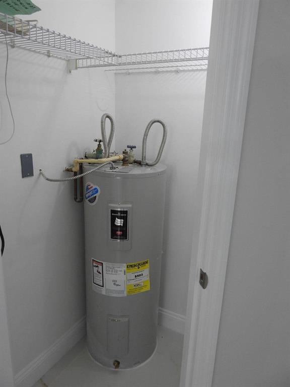 Eleuthera - Residential