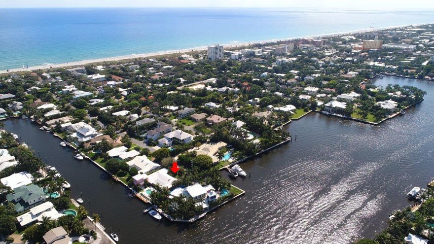 Waterfront Pearl! Sparkling views of the Intracoastal on one of Delray Beach exclusive addresses. Major renovation completed in 2016. 100ft on water with 80' dock. 5 bedrooms and 5 baths with a Master Suite on both floors. Pool 30'x15', Loggia 36'x20', Pecky Cypress ceiling, new appliances with new laundry. Truly a MUST see. Call for private showing.