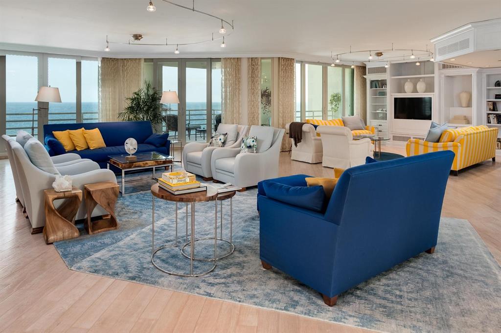 PRESIDENTIAL PLACE - Residential