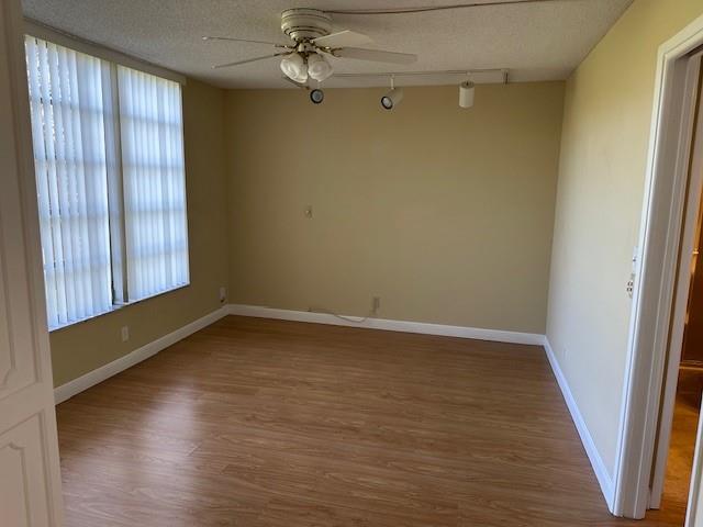 No 37 Palm-Aire Country C - Residential Lease