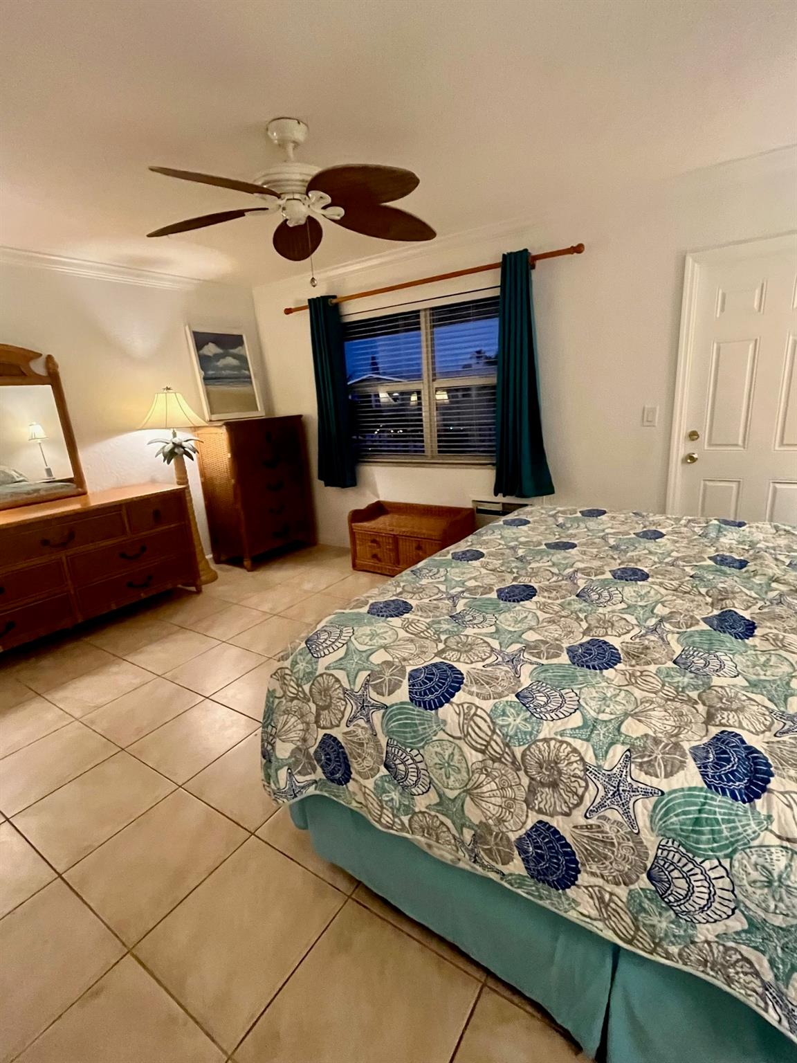 Grand View Arms Condo - Residential Lease