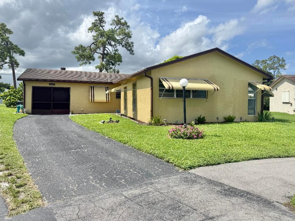 Photo of 7257 Pine Park Drive N, Lake Worth, FL 33467 (MLS # R11122144)