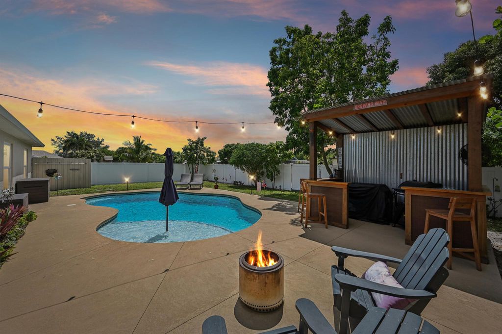 Photo of 940 SW Jeremko Avenue, Port Saint Lucie, FL 34953 (MLS # R11119685)