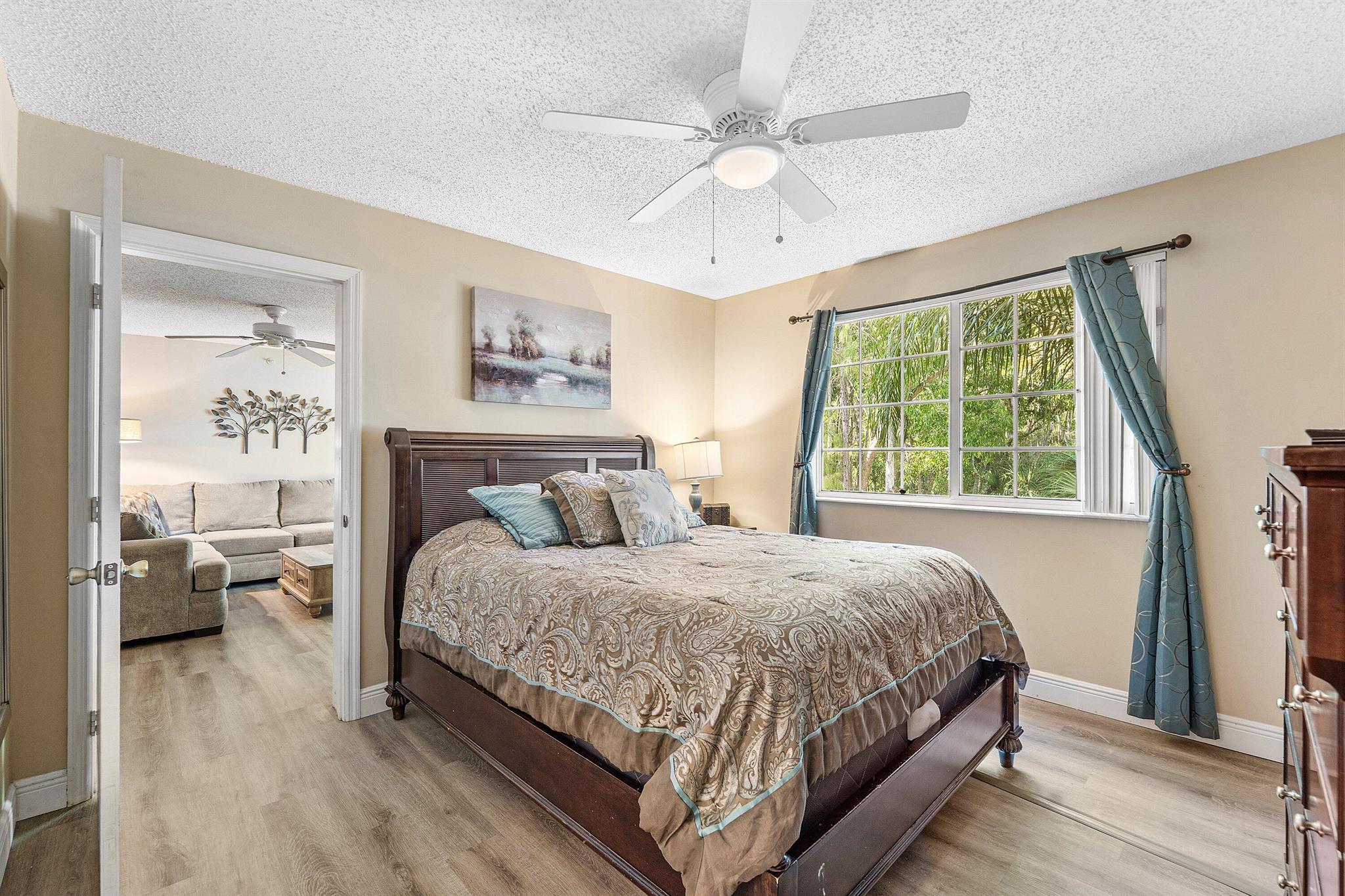 GRAND VIEW AT CRESTWOOD C - Residential Lease