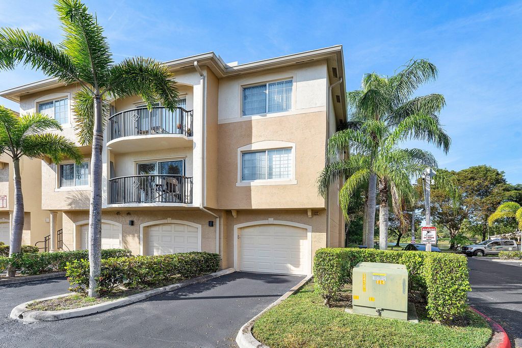 Photo of 1000 Crestwood Court S #1015, Royal Palm Beach, FL 33411 (MLS # R11146311)