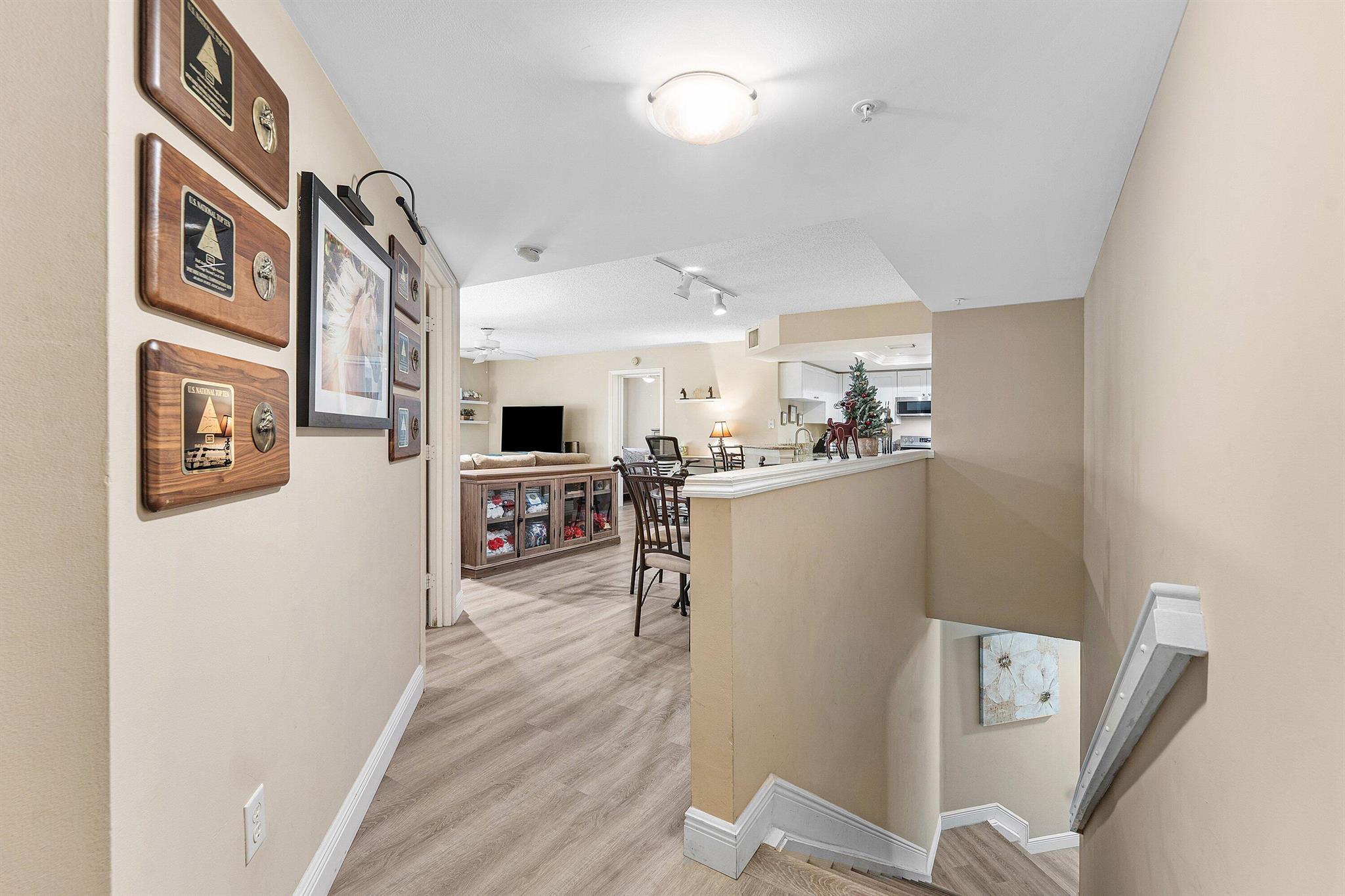 GRAND VIEW AT CRESTWOOD C - Residential Lease