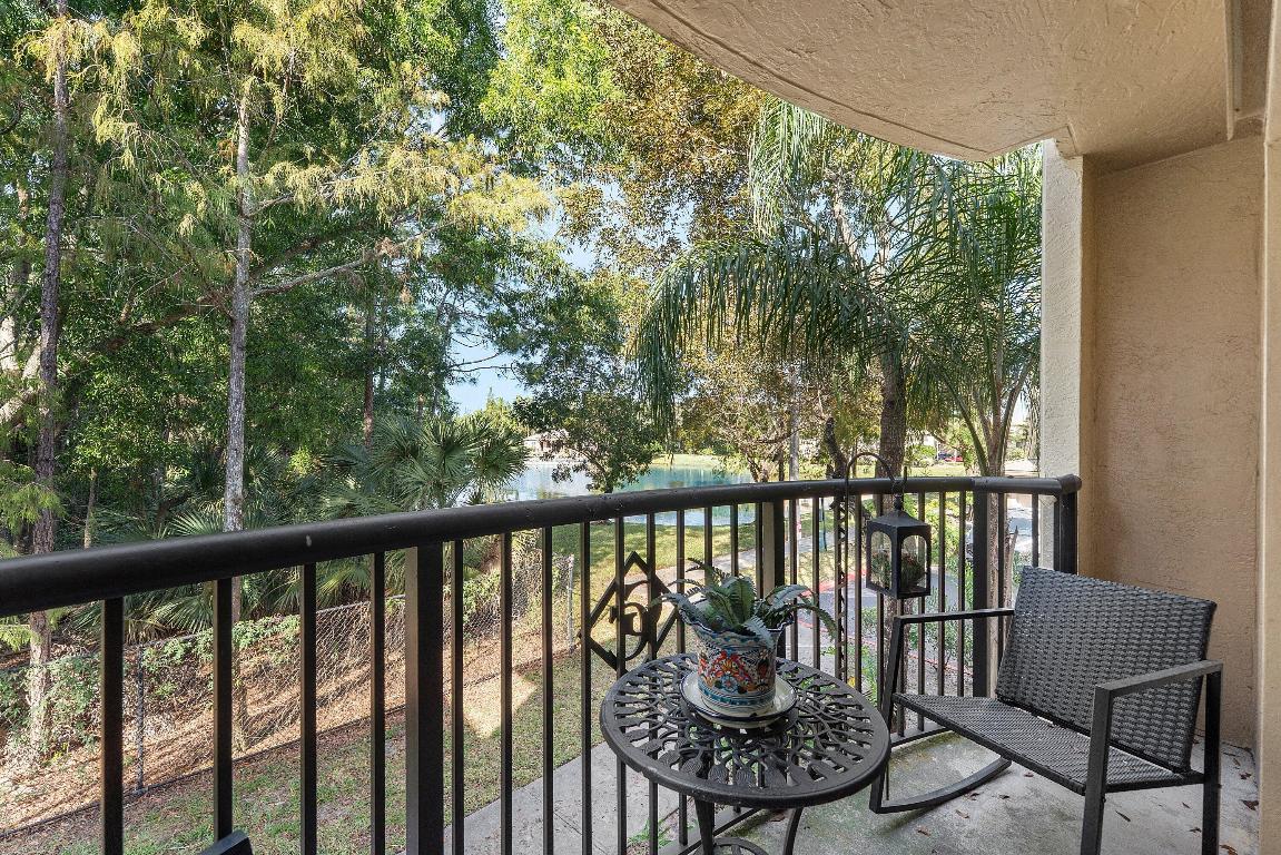 GRAND VIEW AT CRESTWOOD CONDO - Residential Lease