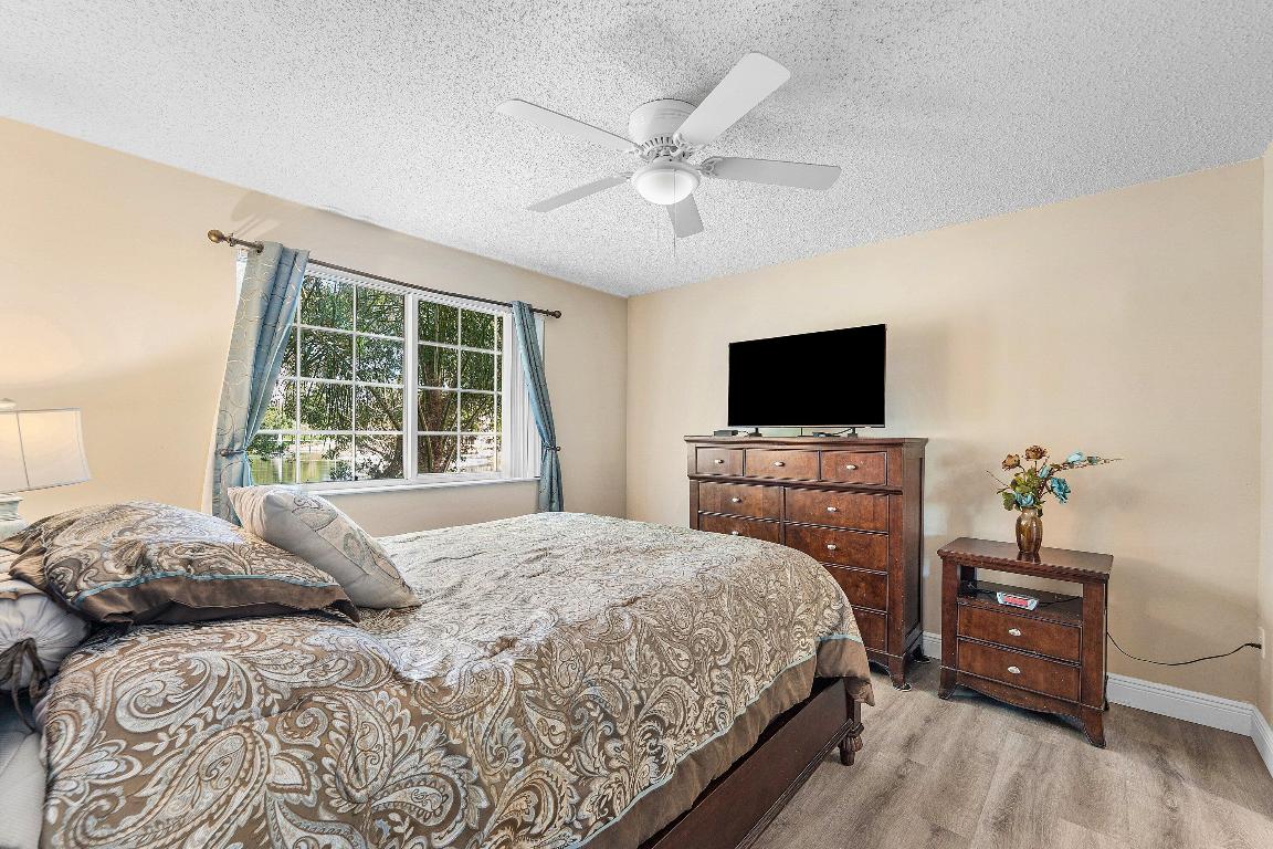 GRAND VIEW AT CRESTWOOD CONDO - Residential Lease