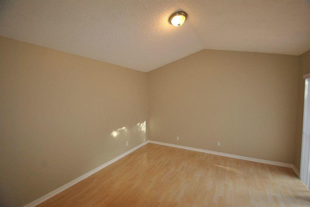 NORTH PALM BEACH HEIGHTS SEC 3 - Residential Lease