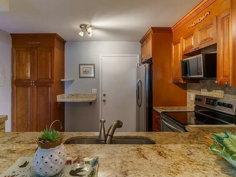 BOCA CLUB CONDO - Residential