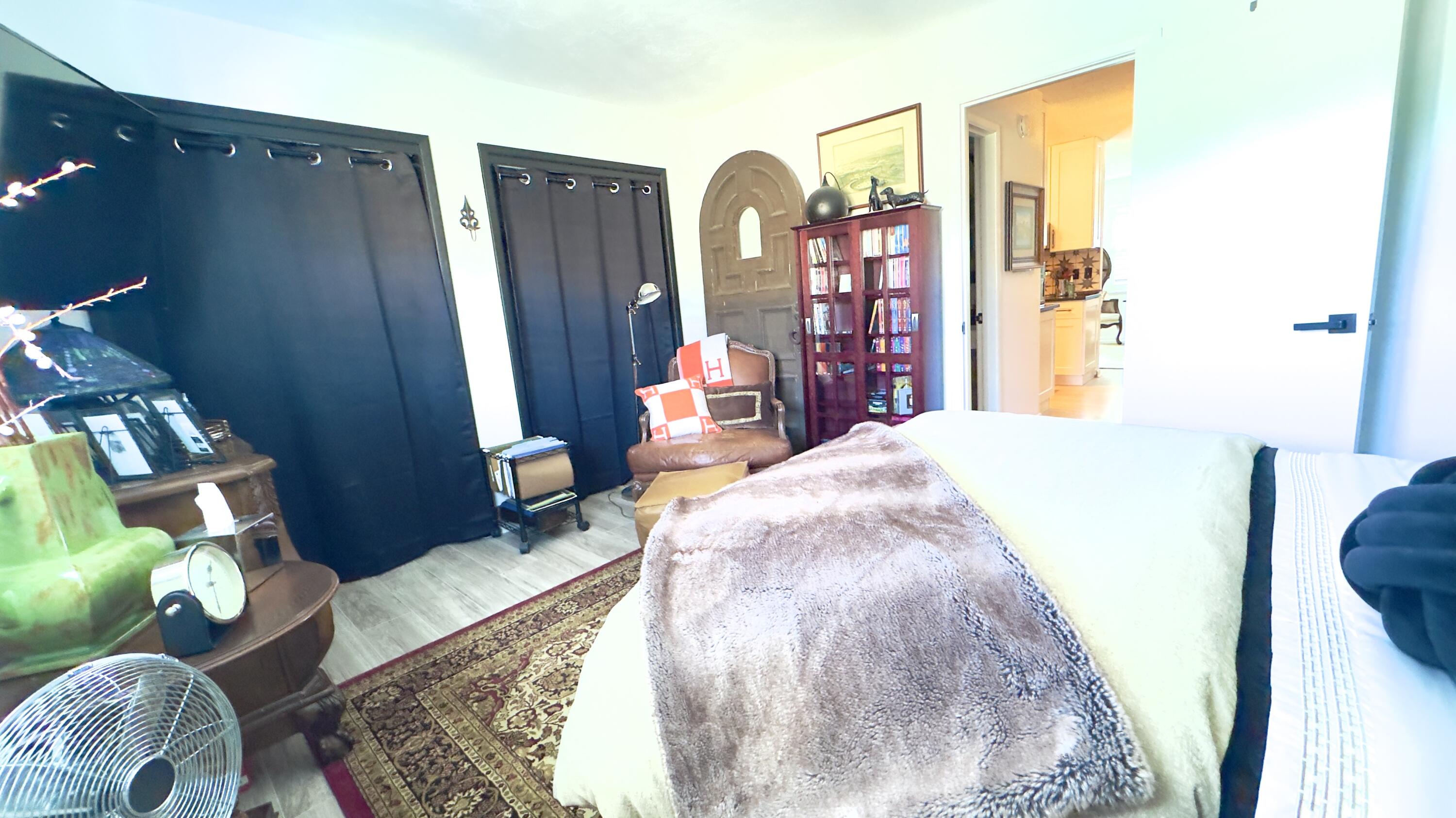 HOVIANNA APTS CONDO - Residential