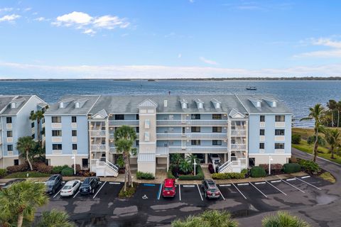 Property photo of 10 Ne Plantation Road 305, Stuart, FL 34996