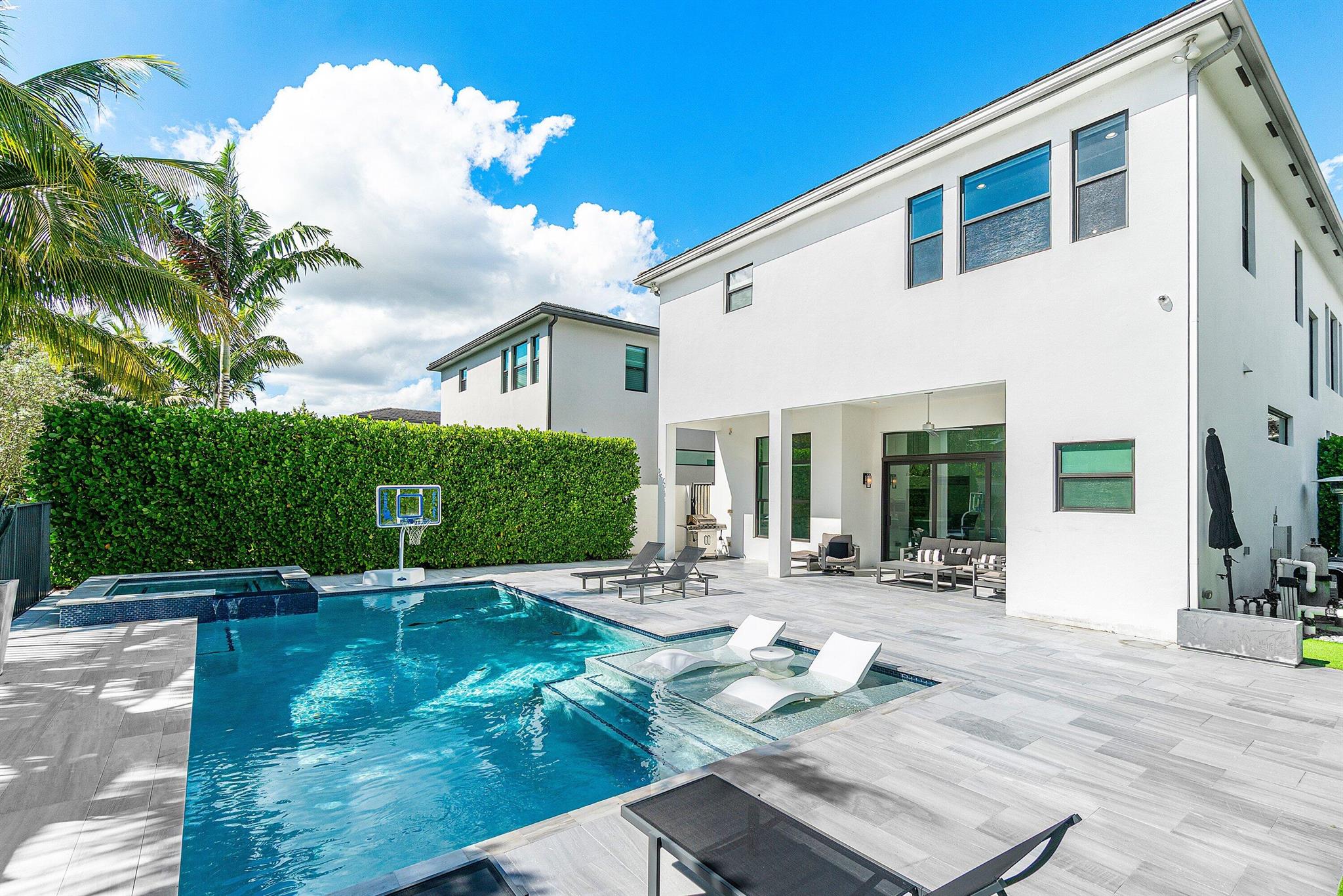 BOCA BRIDGES - Residential Lease