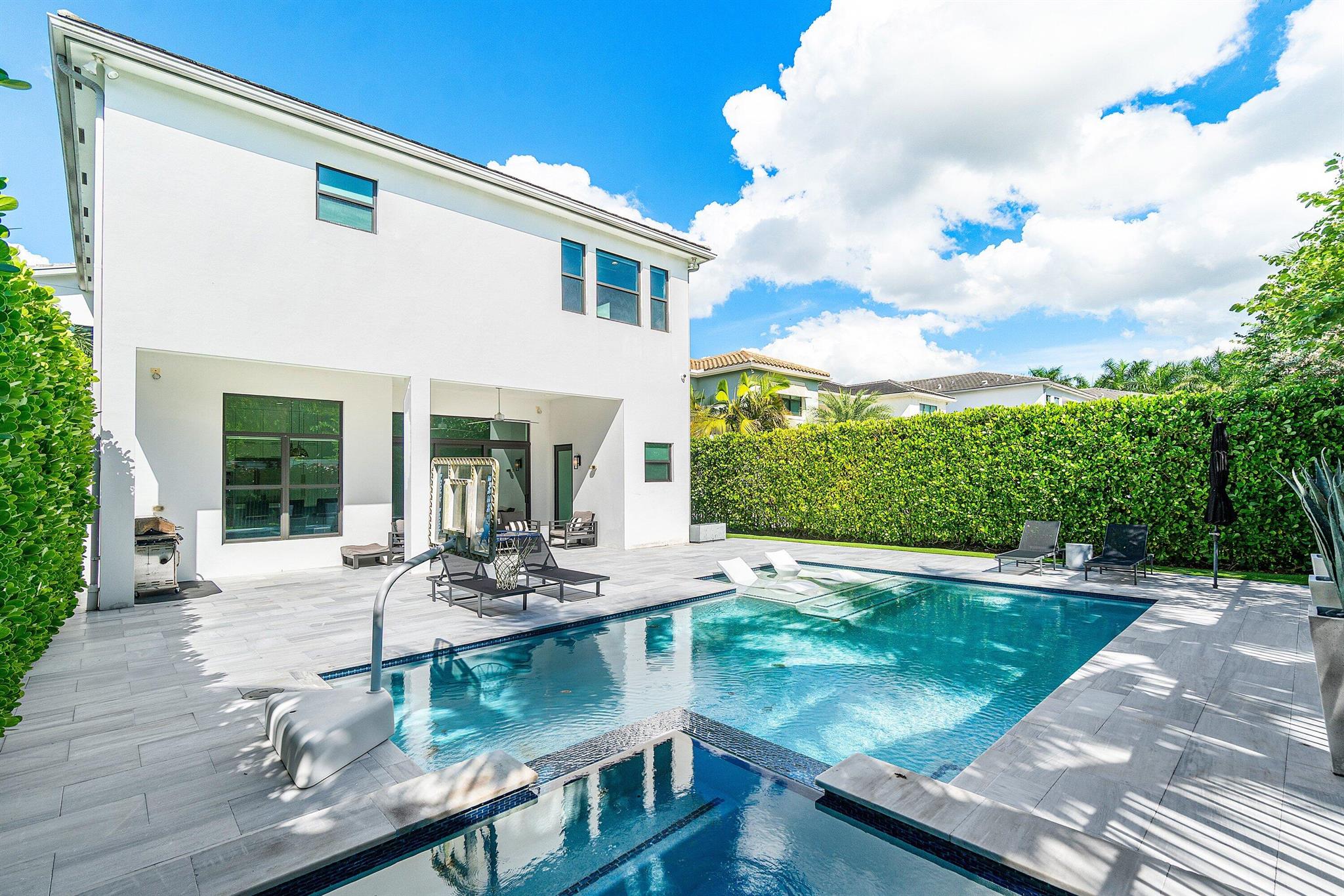 BOCA BRIDGES - Residential Lease