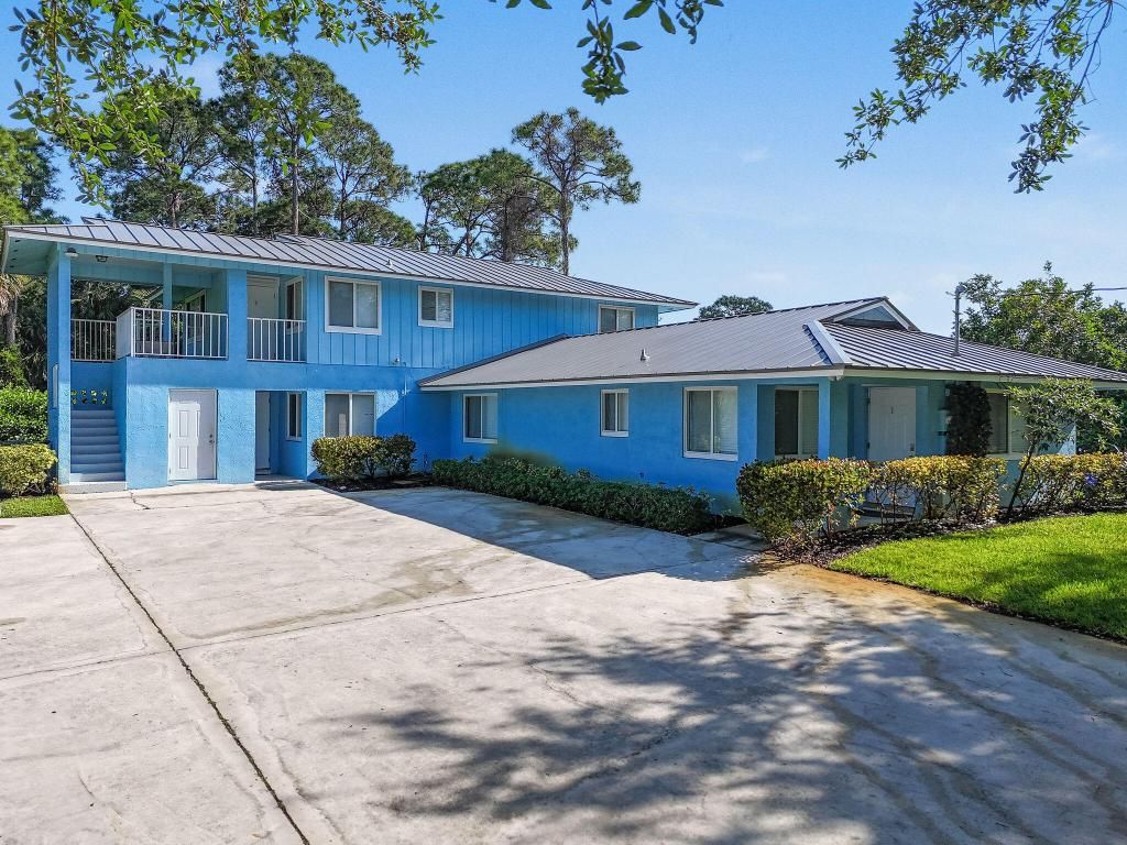 Photo of 6881 Church Street, Jupiter, FL 33458 (MLS # R11077432)