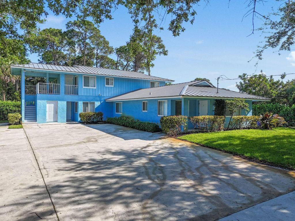 Photo of 6881 Church Street, Jupiter, FL 33458 (MLS # R11077432)