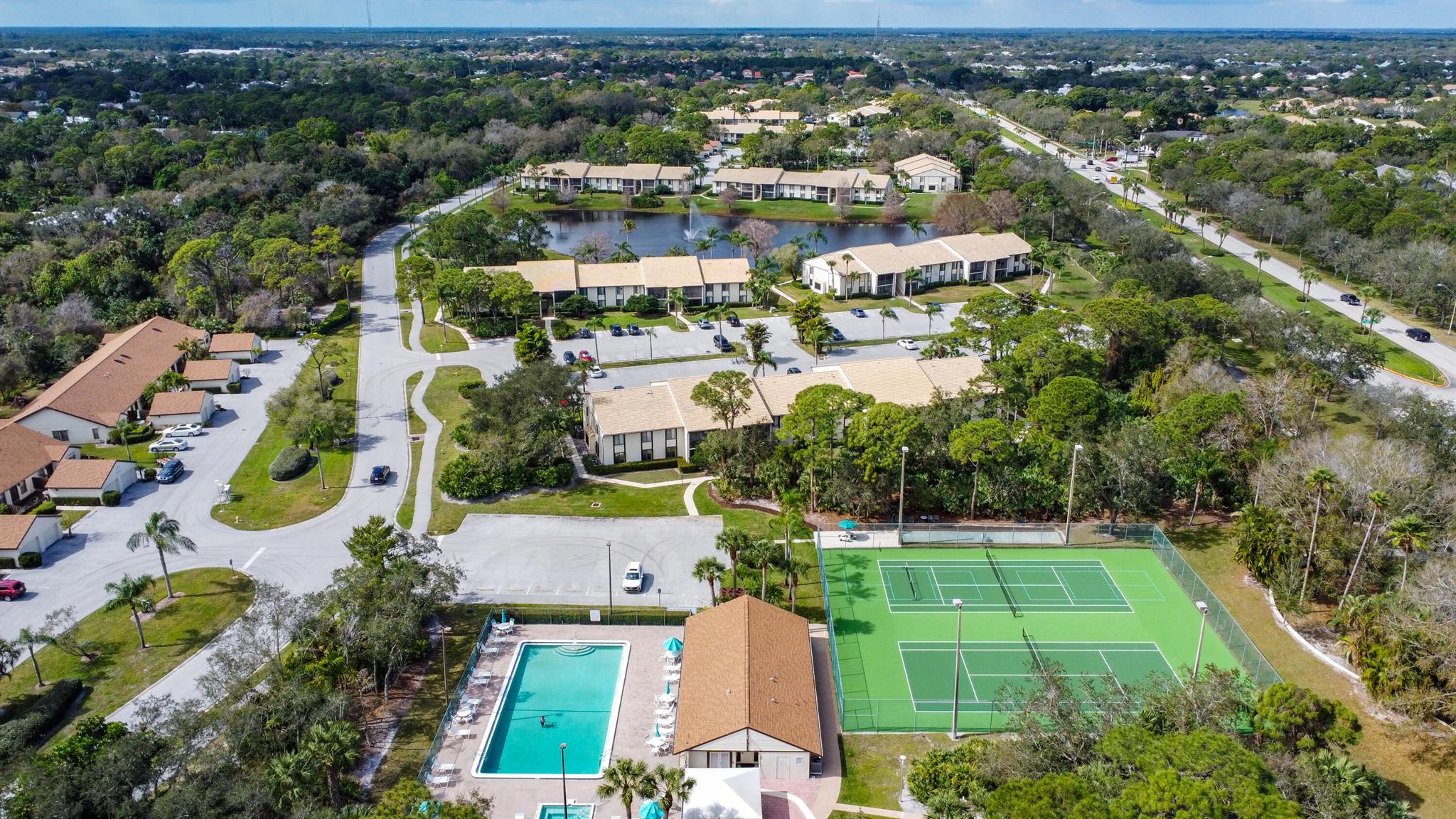 PINE RIDGE AT MARTIN DOWN - Residential