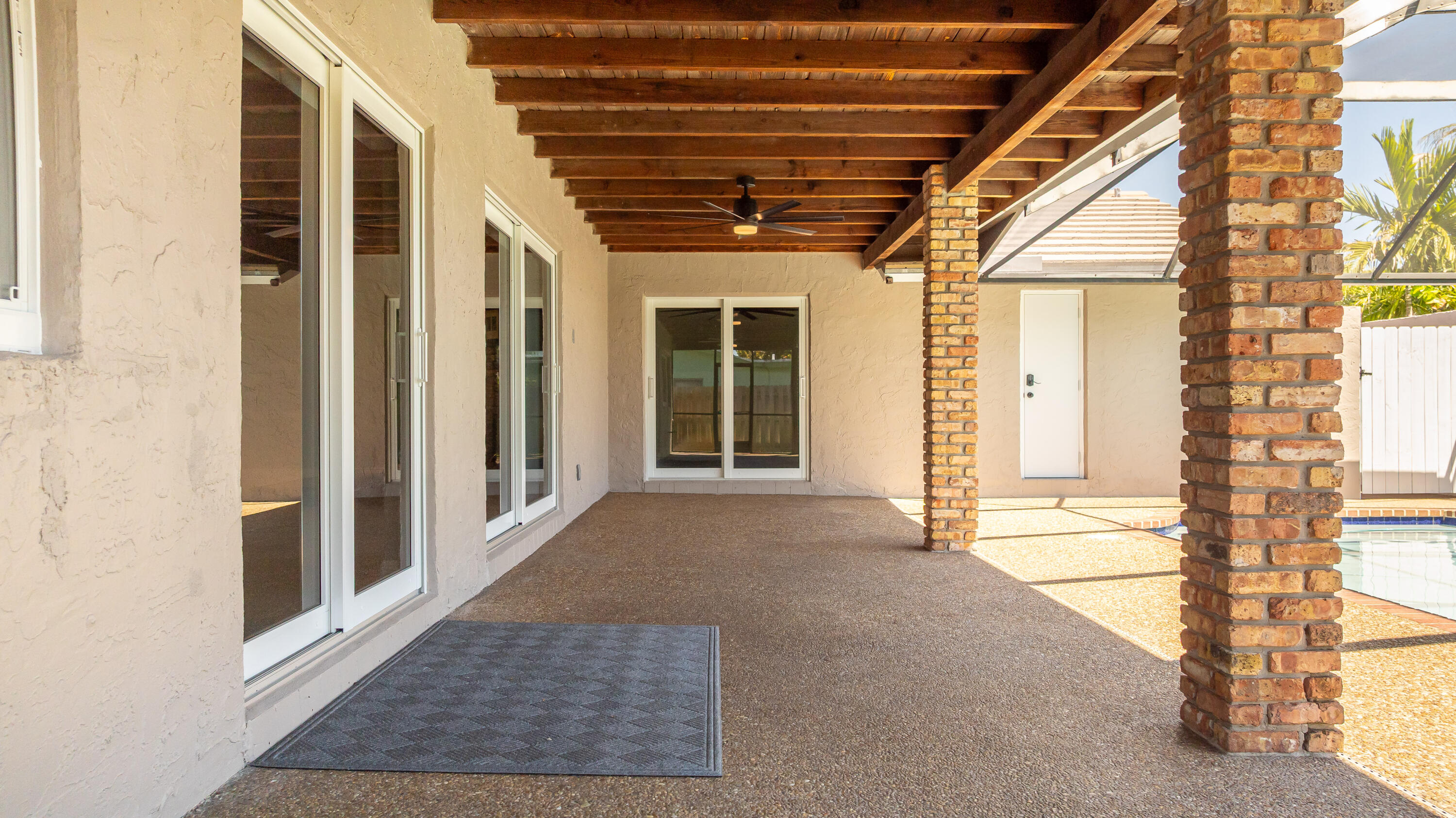 SHADOW WOOD - Residential