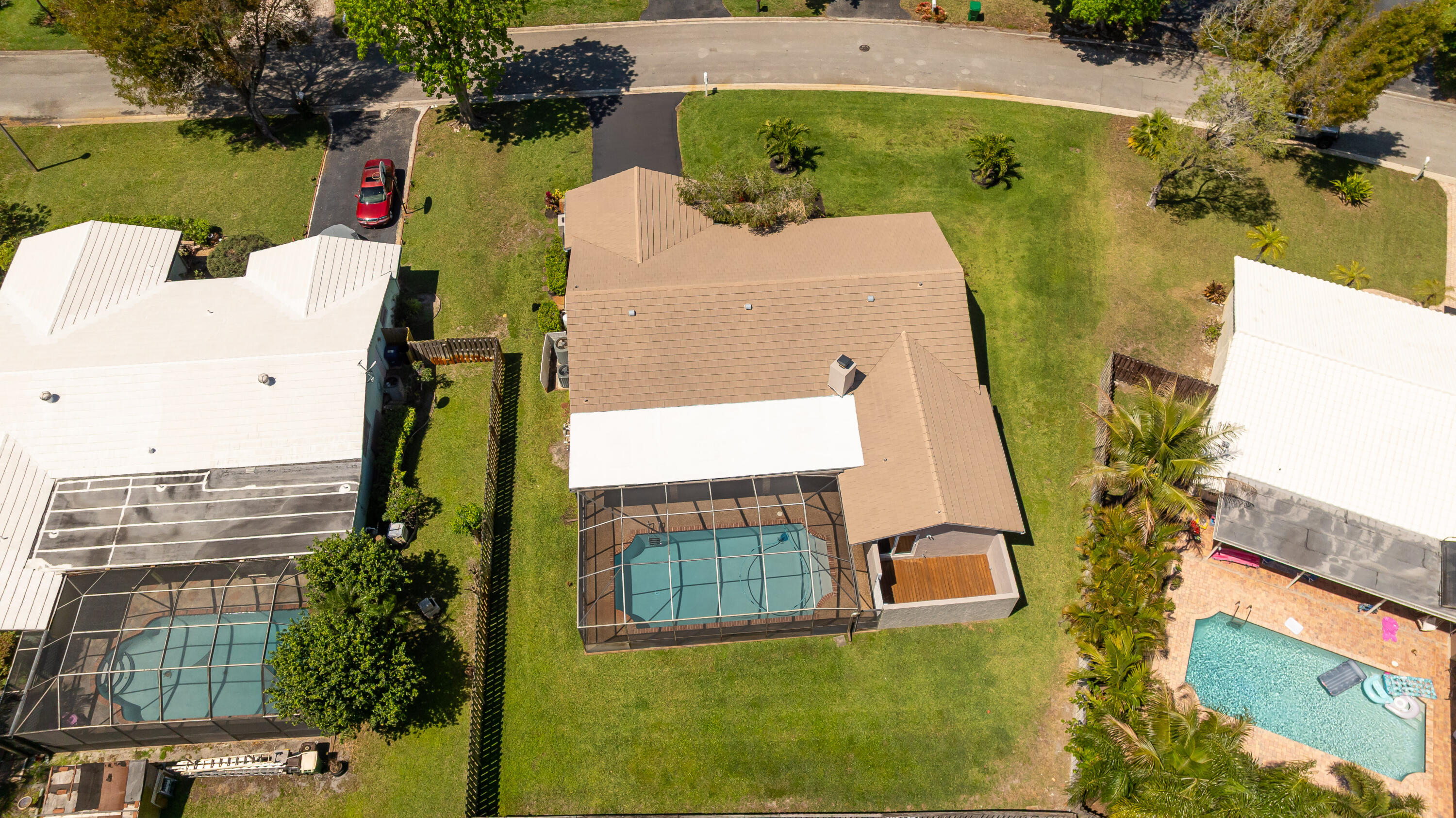 SHADOW WOOD - Residential