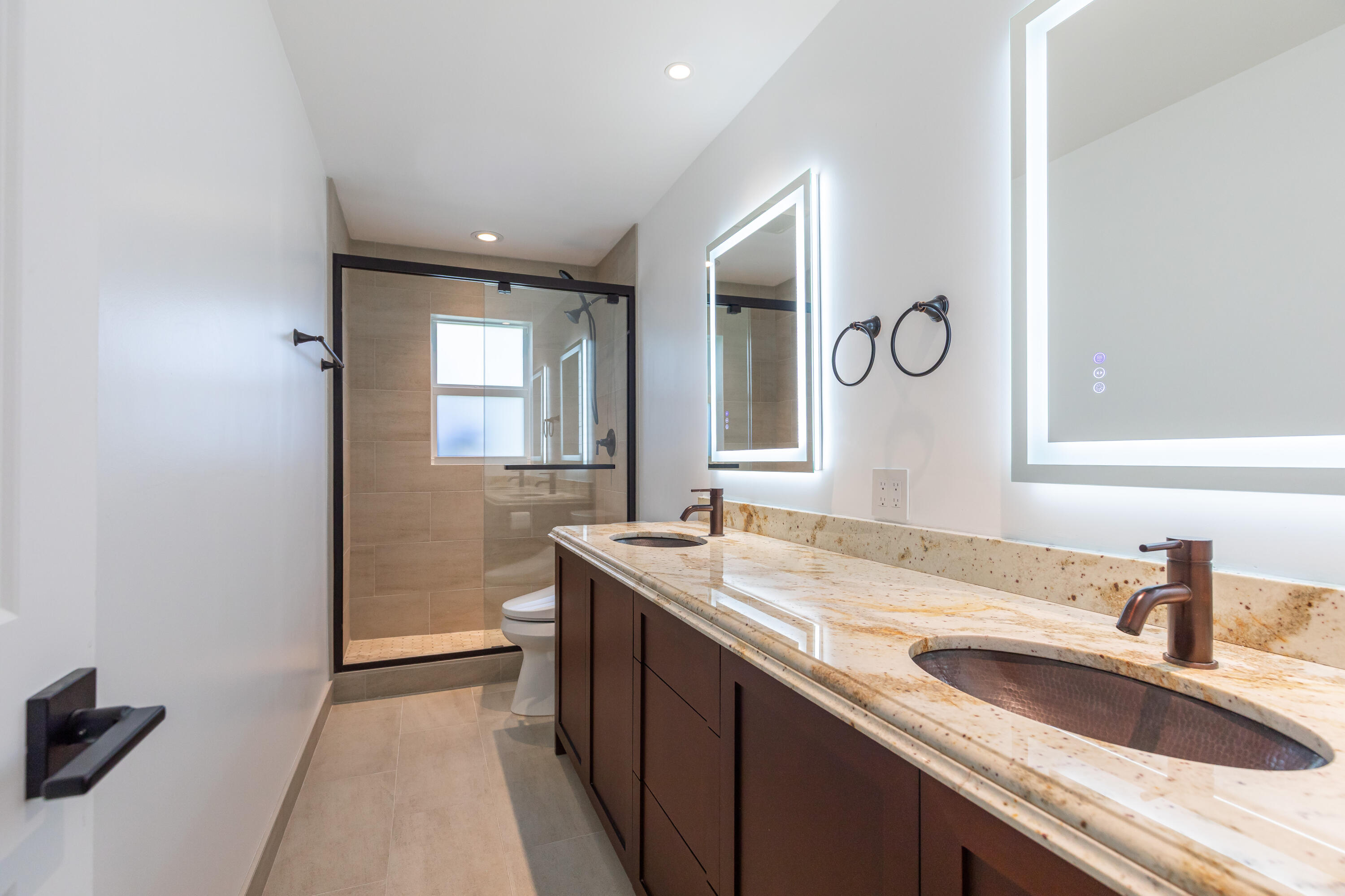 SHADOW WOOD - Residential