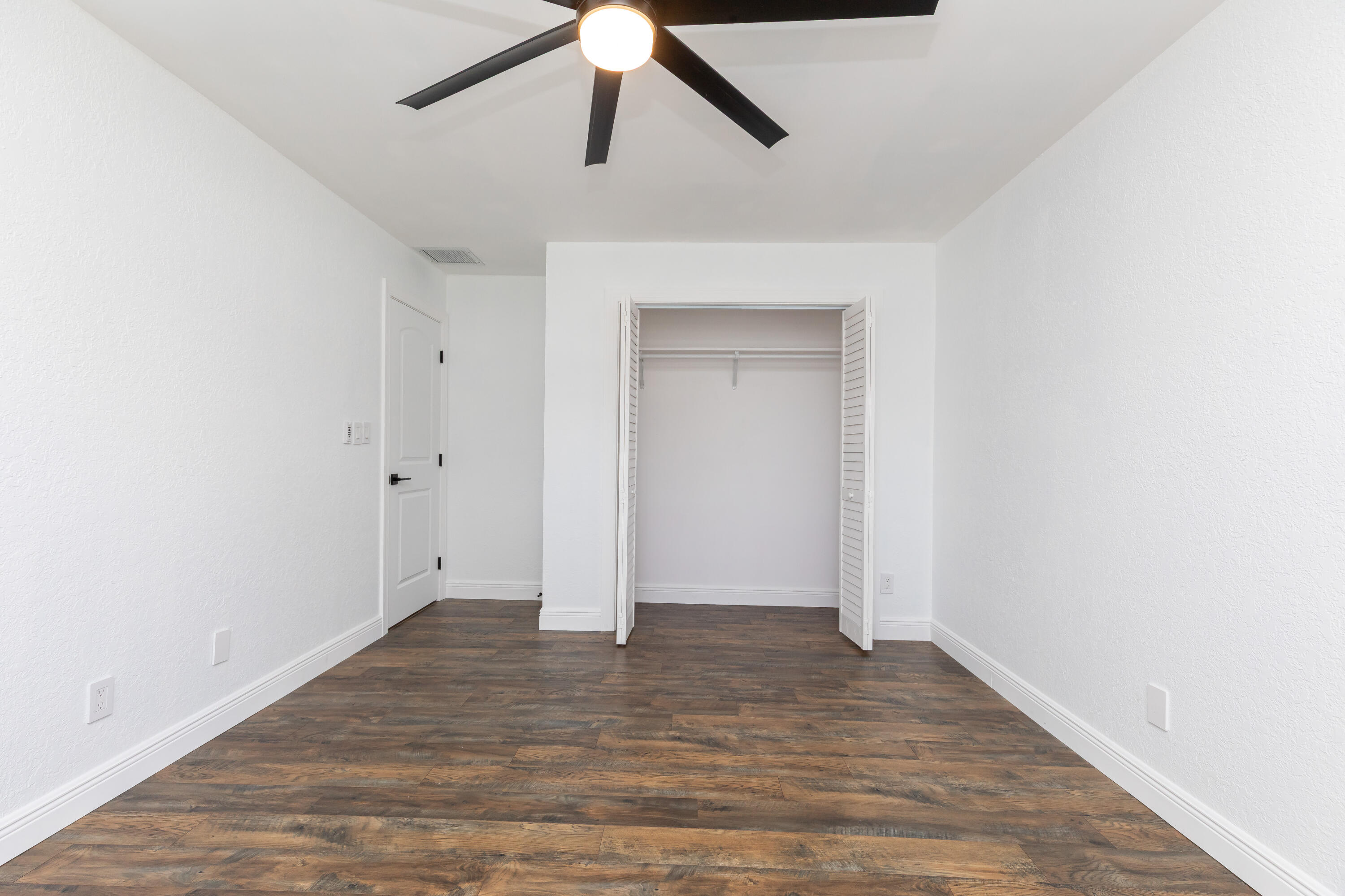 SHADOW WOOD - Residential