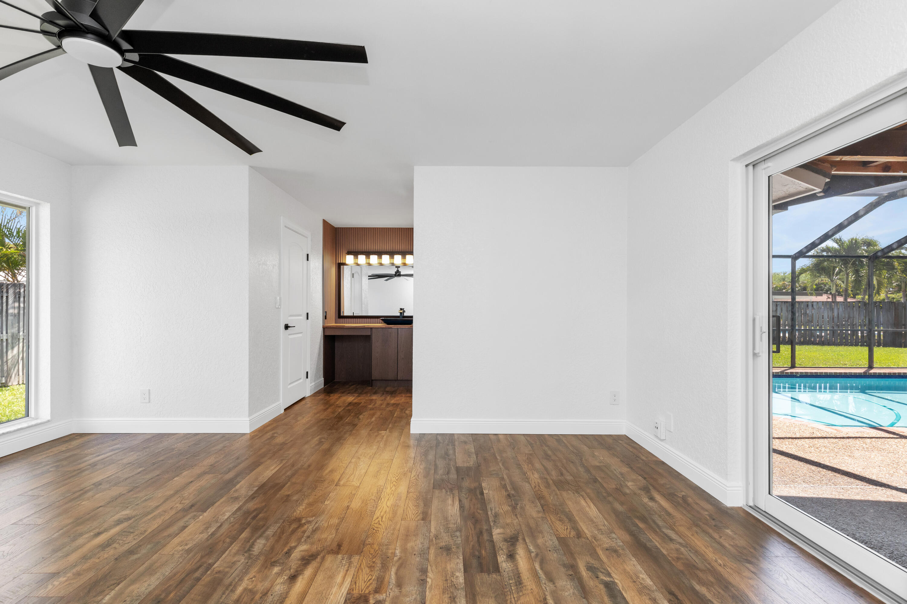 SHADOW WOOD - Residential