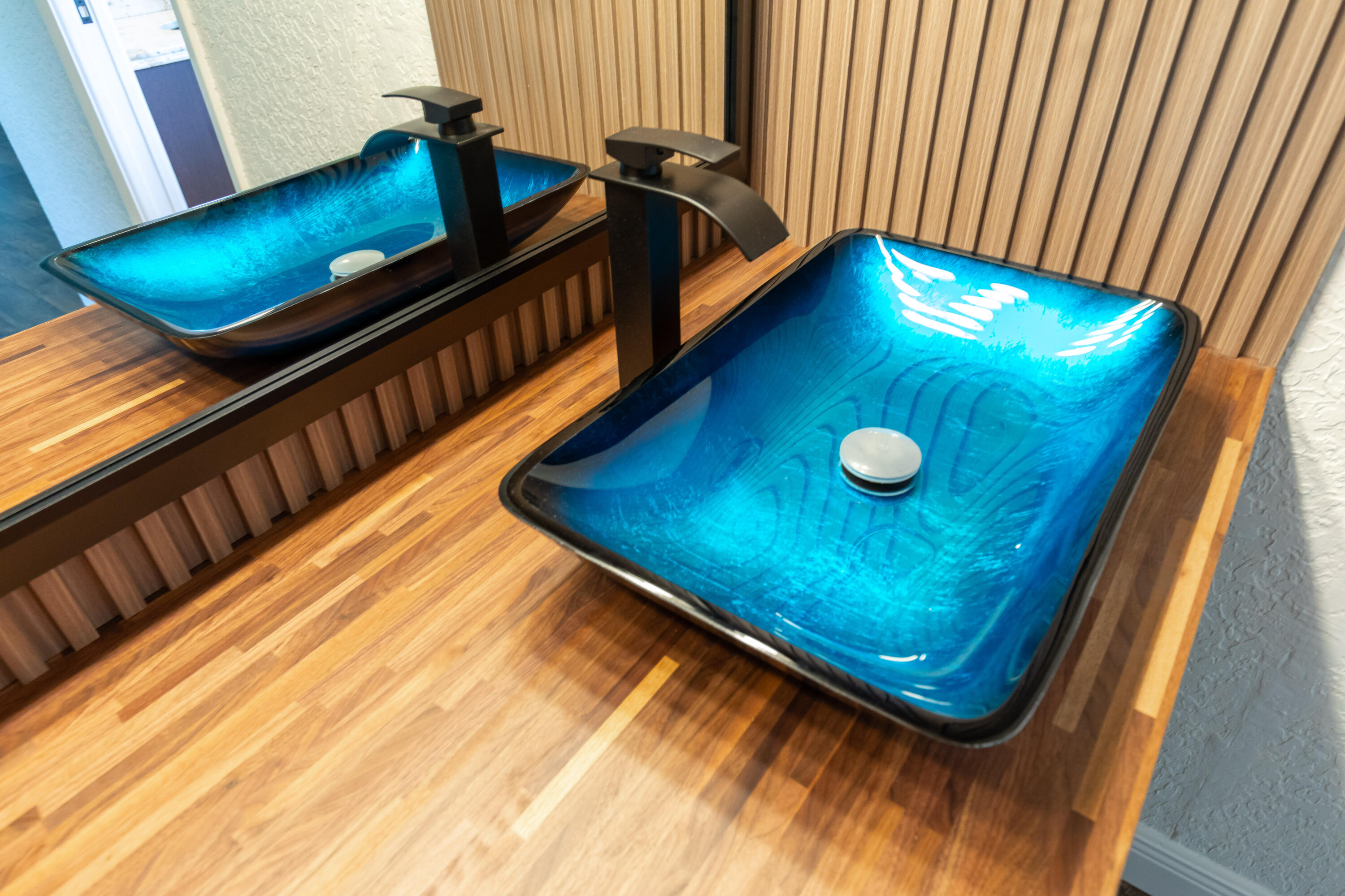 SHADOW WOOD - Residential