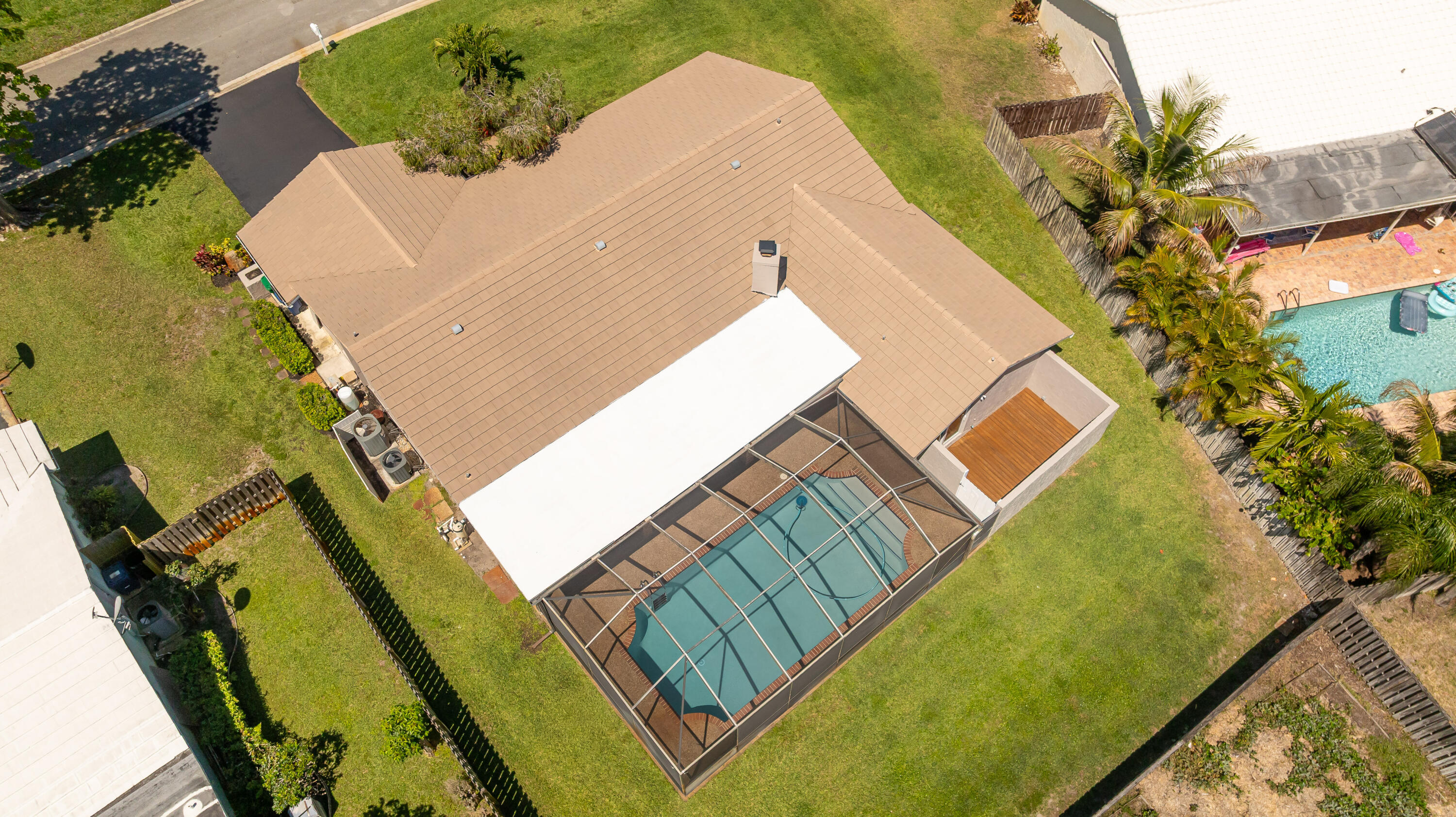 SHADOW WOOD - Residential